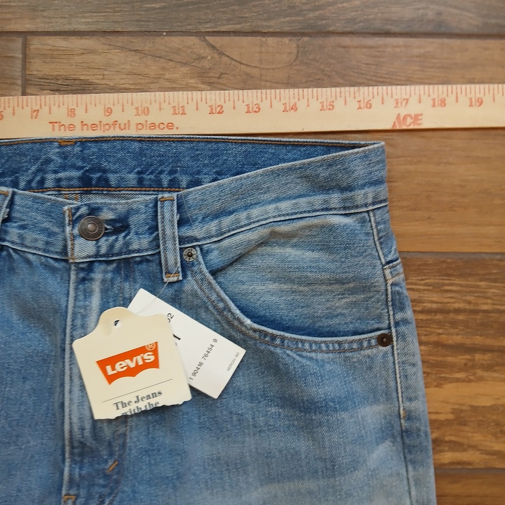 Levis Jeans Womens 31 Blue Denim 517 Bootcut Cropped High Rise Orange Tags - Picture 4 of 11